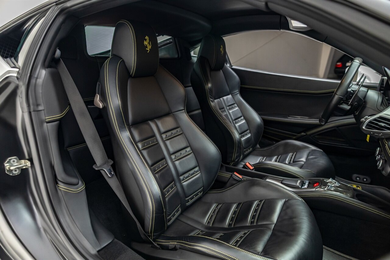 2010 Ferrari 458 Italia Coupe RWD   - Photo 35 - Springfield, MO 65802