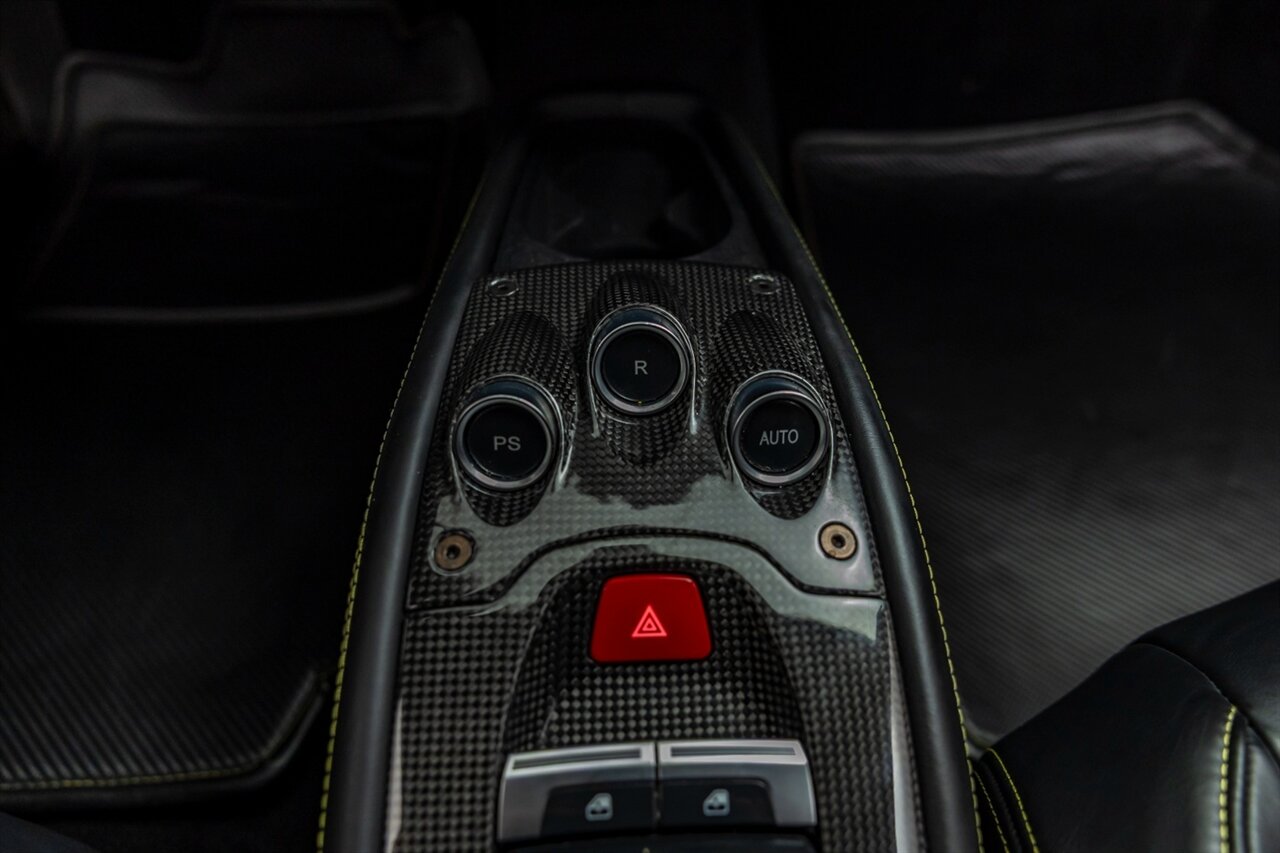 2010 Ferrari 458 Italia Coupe RWD   - Photo 40 - Springfield, MO 65802