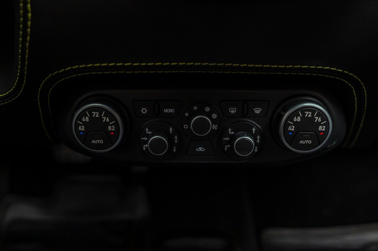 2010 Ferrari 458 Italia Coupe RWD   - Photo 39 - Springfield, MO 65802