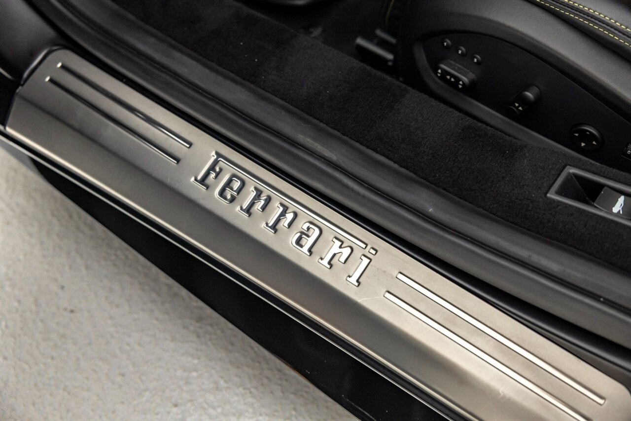 2010 Ferrari 458 Italia Coupe RWD   - Photo 57 - Springfield, MO 65802