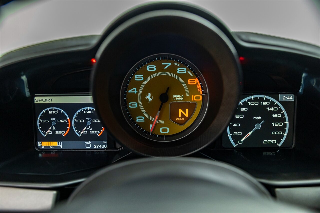 2010 Ferrari 458 Italia Coupe RWD   - Photo 37 - Springfield, MO 65802