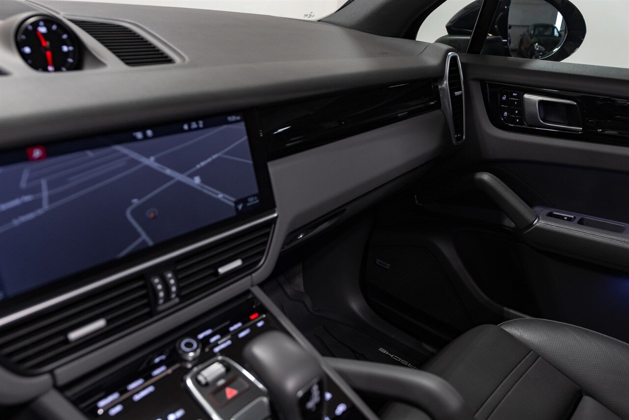 2019 Porsche Cayenne   - Photo 14 - Springfield, MO 65802