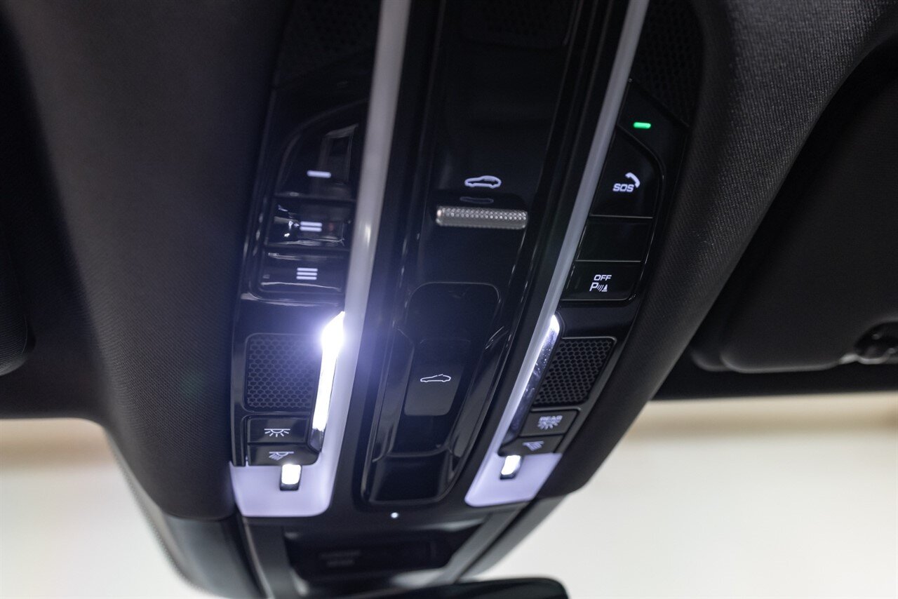 2019 Porsche Cayenne   - Photo 20 - Springfield, MO 65802