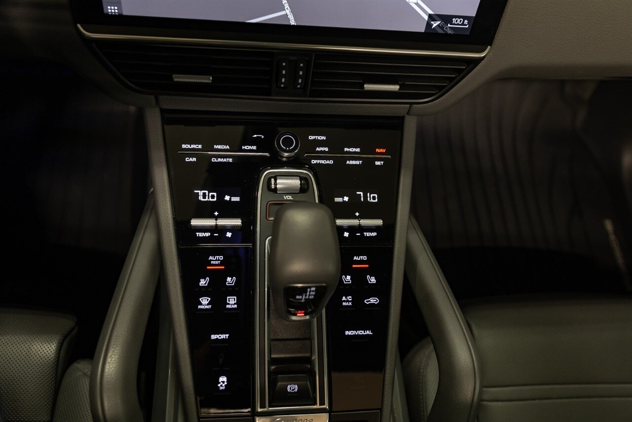 2019 Porsche Cayenne   - Photo 13 - Springfield, MO 65802