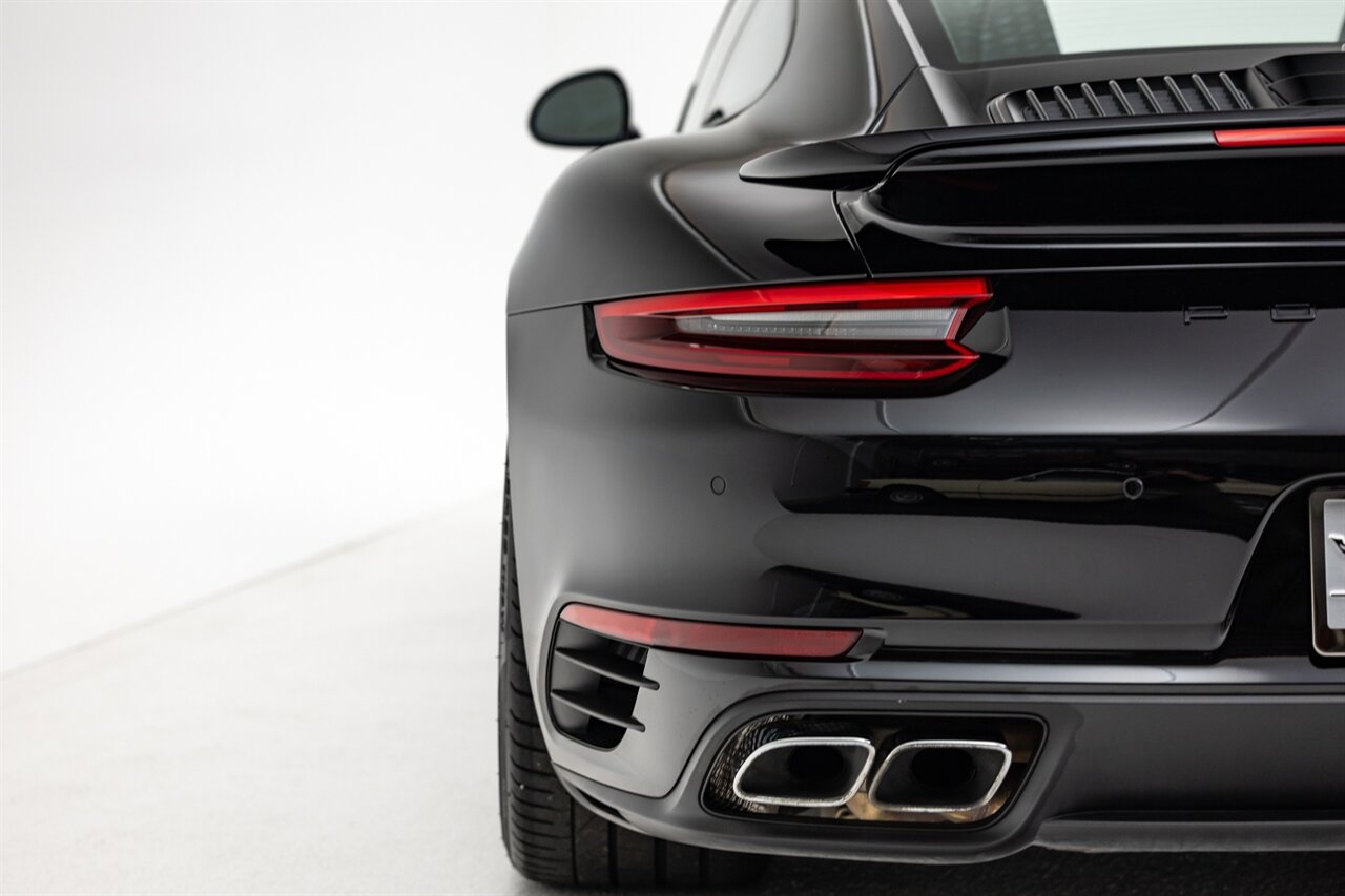 2017 Porsche 911 Turbo   - Photo 22 - Springfield, MO 65802