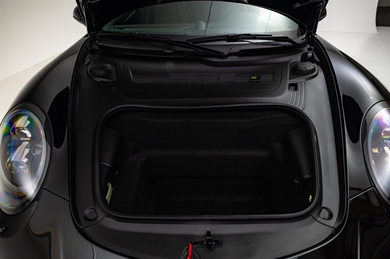 2017 Porsche 911 Turbo   - Photo 17 - Springfield, MO 65802