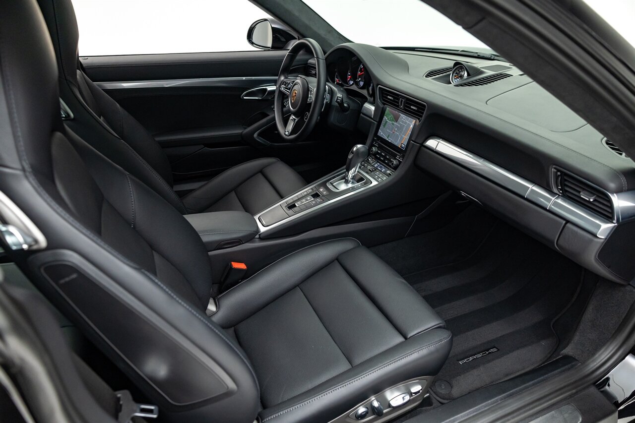 2017 Porsche 911 Turbo   - Photo 42 - Springfield, MO 65802