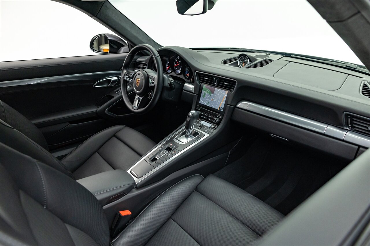 2017 Porsche 911 Turbo   - Photo 41 - Springfield, MO 65802