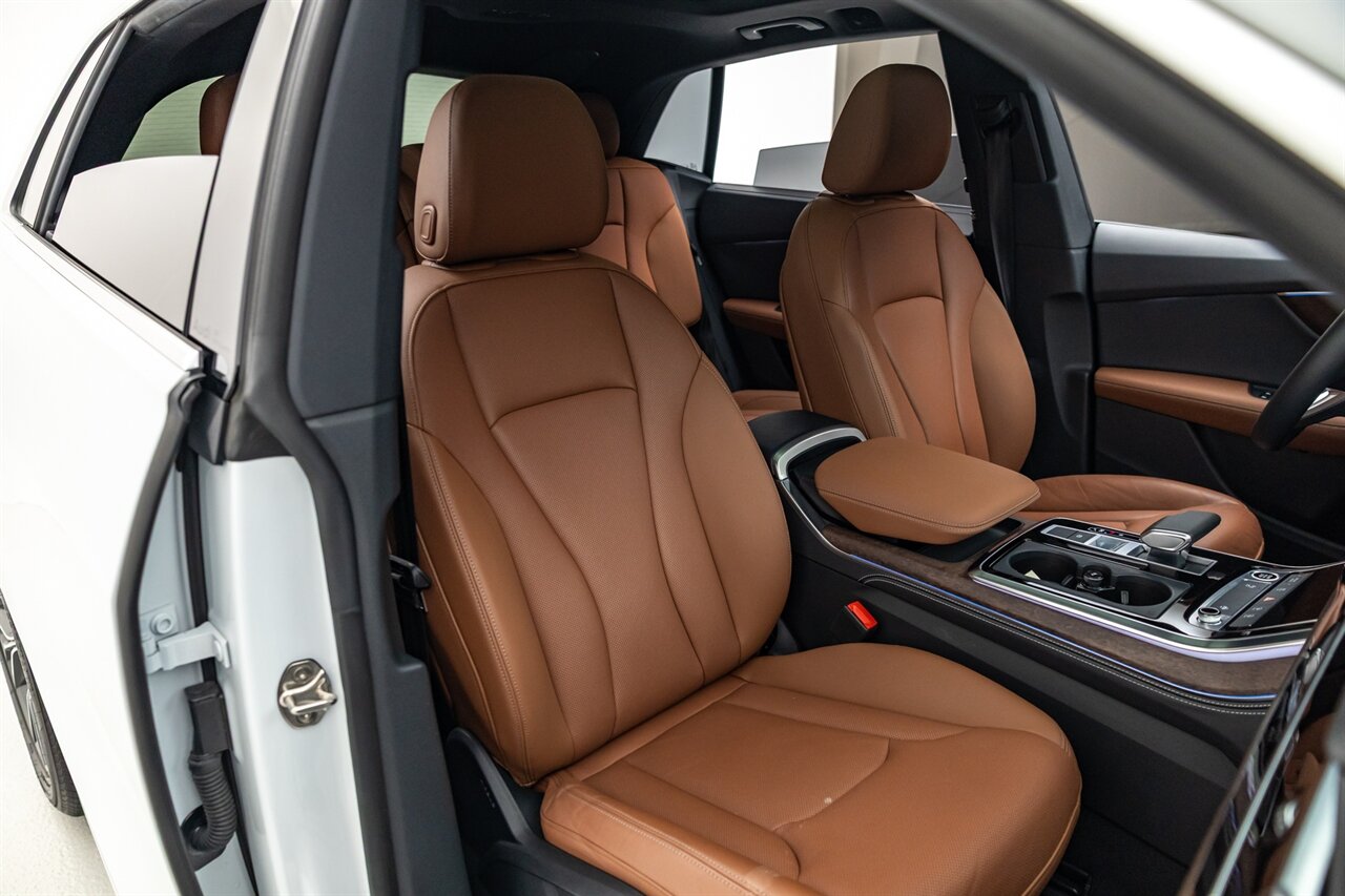 2024 Audi Q8 quattro Premium Plus 55 T   - Photo 26 - Springfield, MO 65802