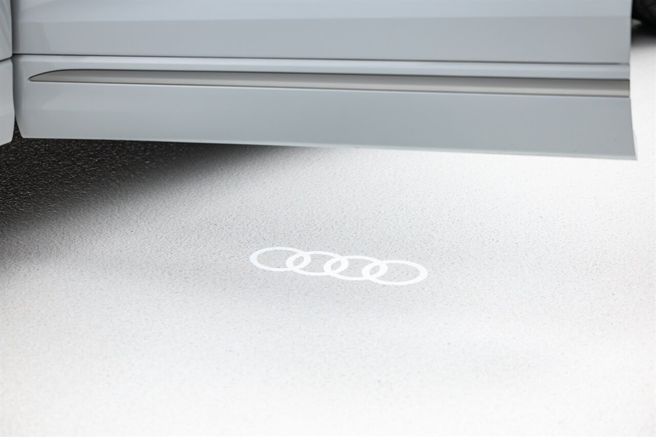 2024 Audi Q8 quattro Premium Plus 55 T   - Photo 15 - Springfield, MO 65802