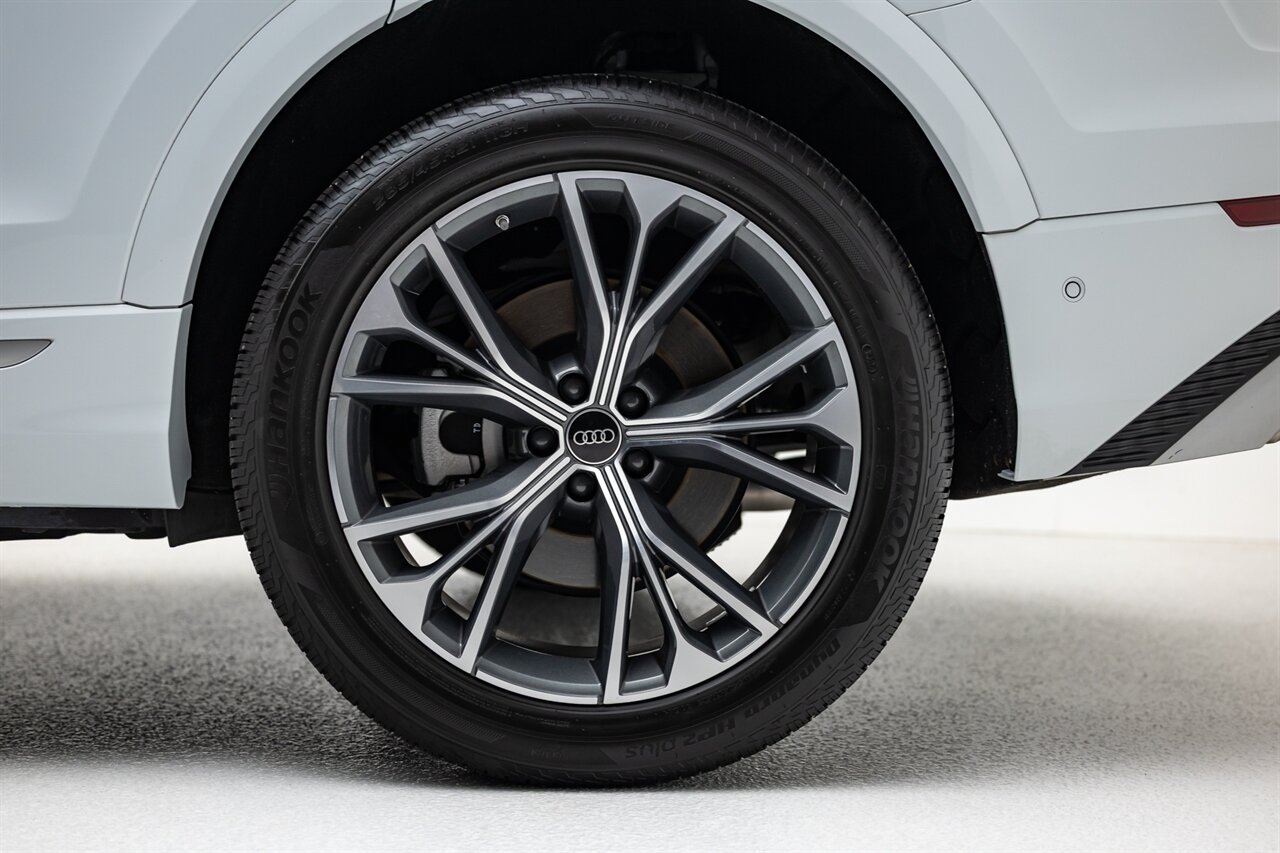 2024 Audi Q8 quattro Premium Plus 55 T   - Photo 14 - Springfield, MO 65802