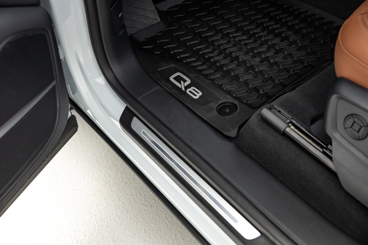 2024 Audi Q8 quattro Premium Plus 55 T   - Photo 44 - Springfield, MO 65802