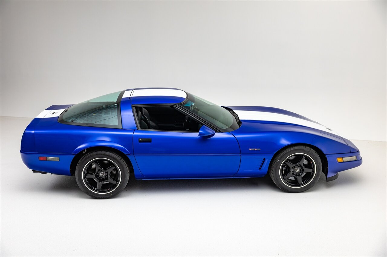 1996 Chevrolet Corvette   - Photo 142 - Springfield, MO 65802