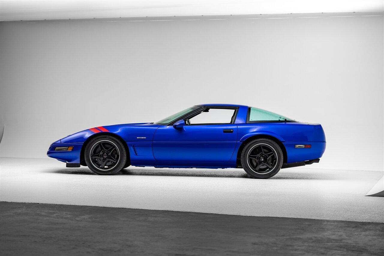 1996 Chevrolet Corvette   - Photo 115 - Springfield, MO 65802