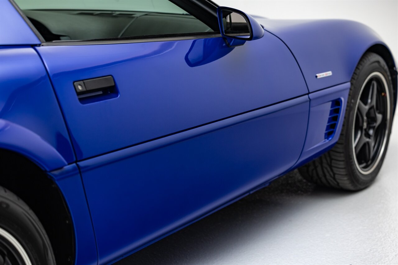 1996 Chevrolet Corvette   - Photo 150 - Springfield, MO 65802