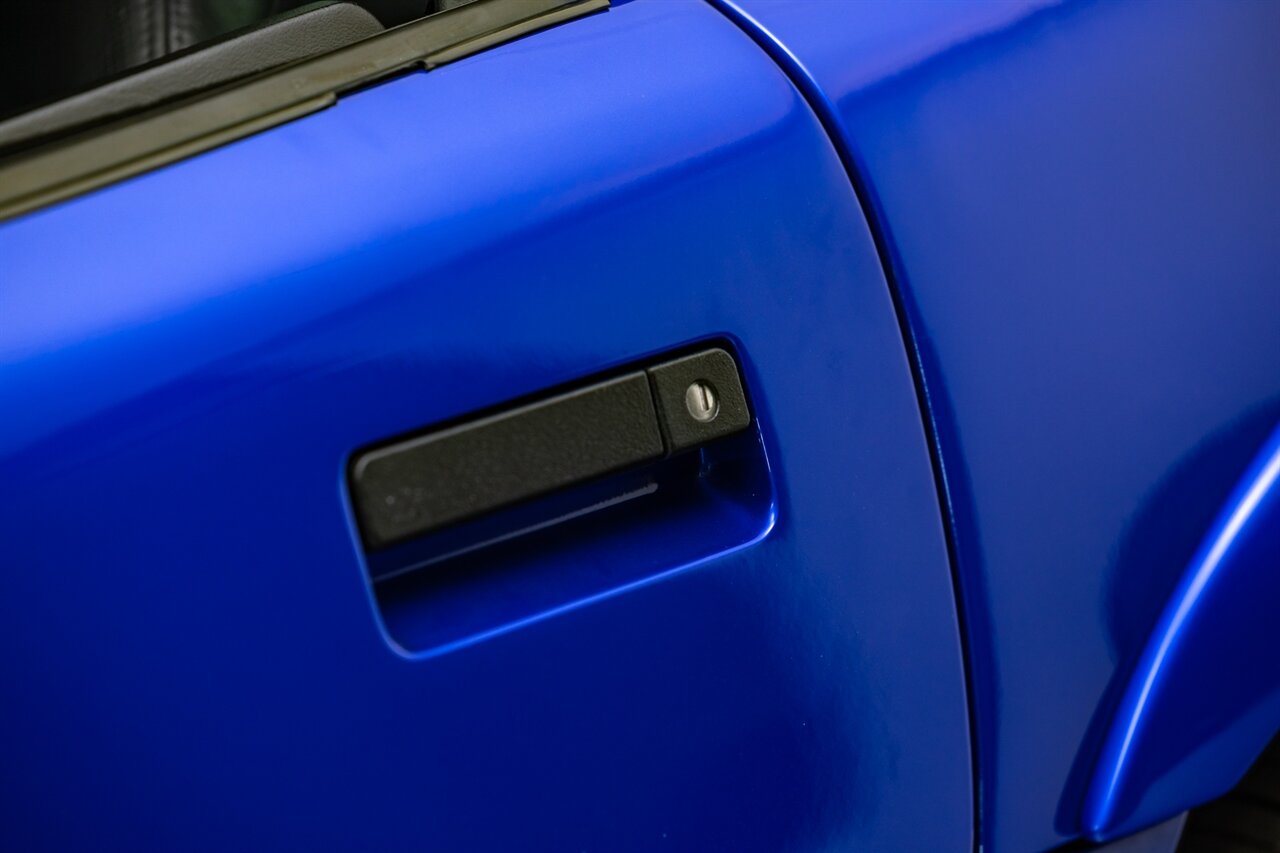 1996 Chevrolet Corvette   - Photo 128 - Springfield, MO 65802