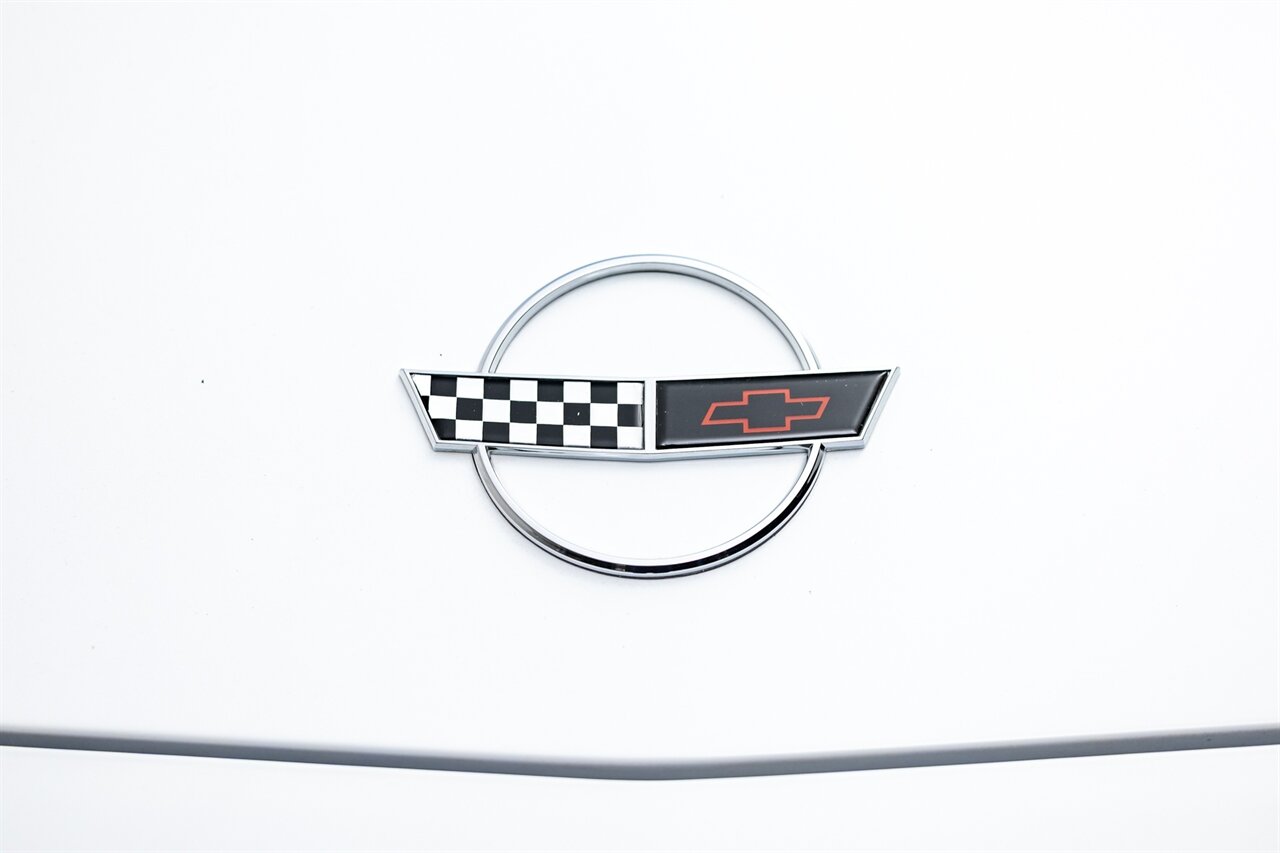 1996 Chevrolet Corvette   - Photo 118 - Springfield, MO 65802