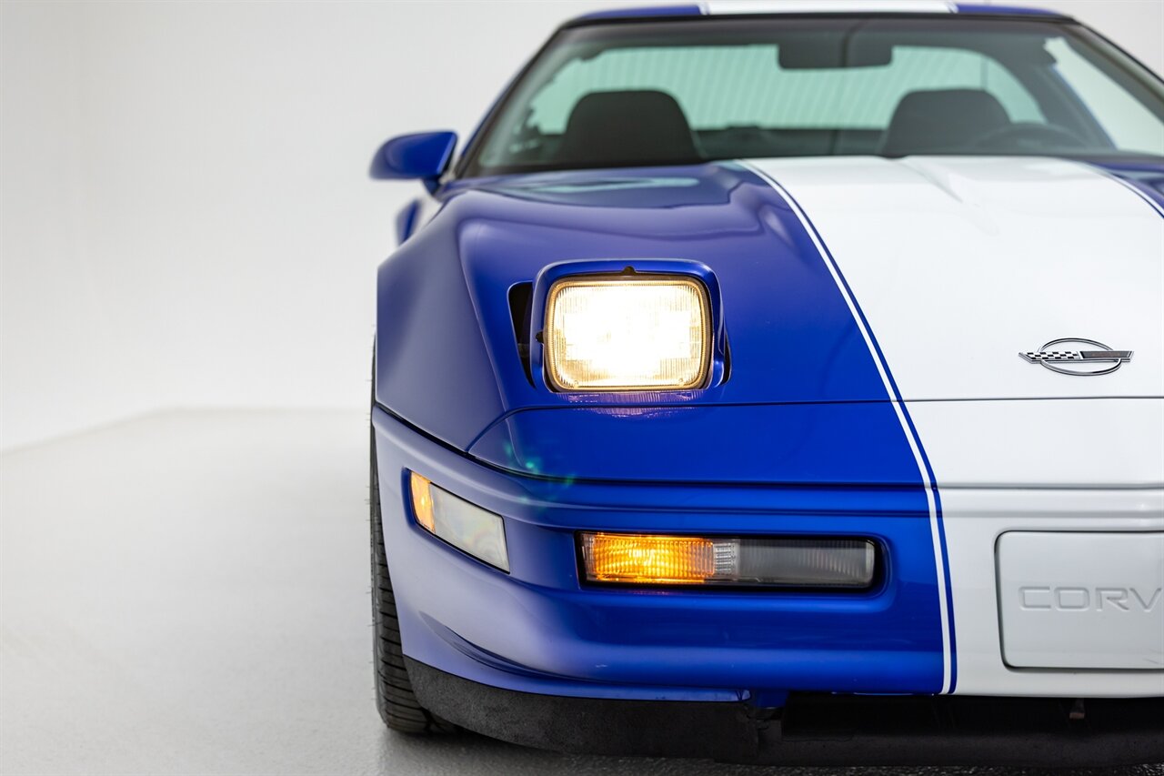 1996 Chevrolet Corvette   - Photo 116 - Springfield, MO 65802