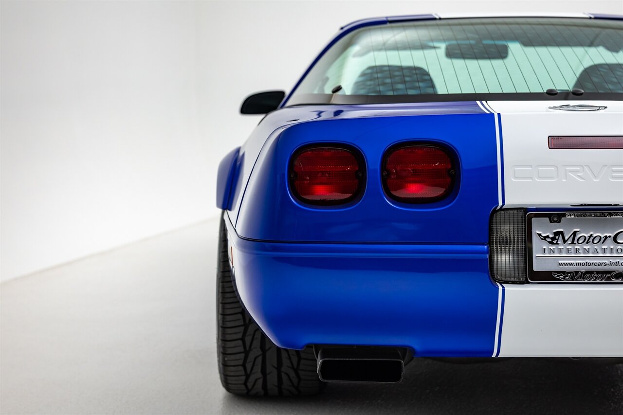 1996 Chevrolet Corvette   - Photo 144 - Springfield, MO 65802