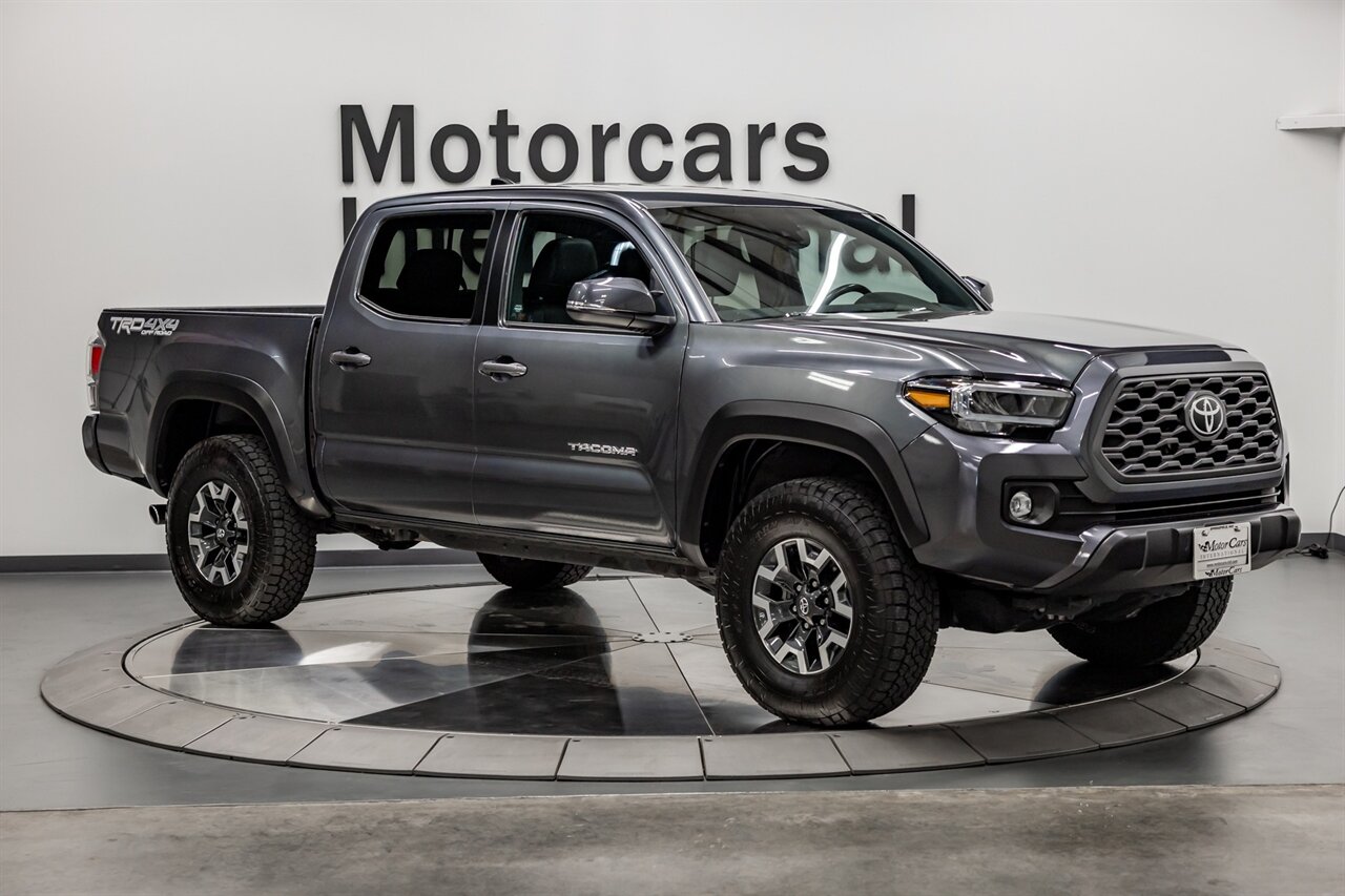 2021 Toyota Tacoma TRD Off Road   - Photo 8 - Springfield, MO 65802