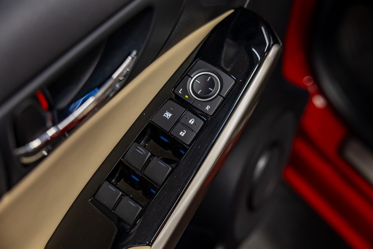 2016 Lexus IS 300 - Photo 42 - Springfield, MO 65802