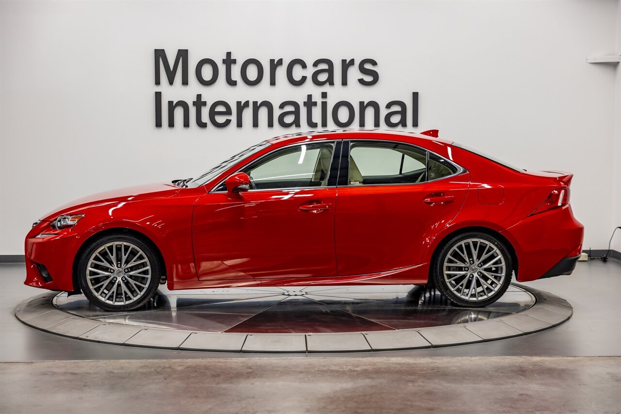2016 Lexus IS 300 - Photo 3 - Springfield, MO 65802