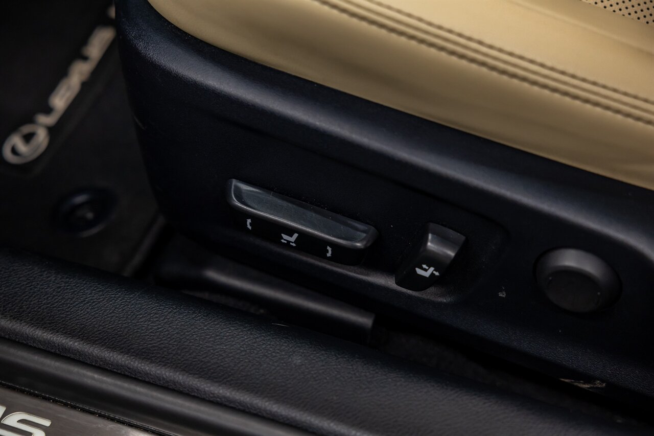 2016 Lexus IS 300 - Photo 40 - Springfield, MO 65802