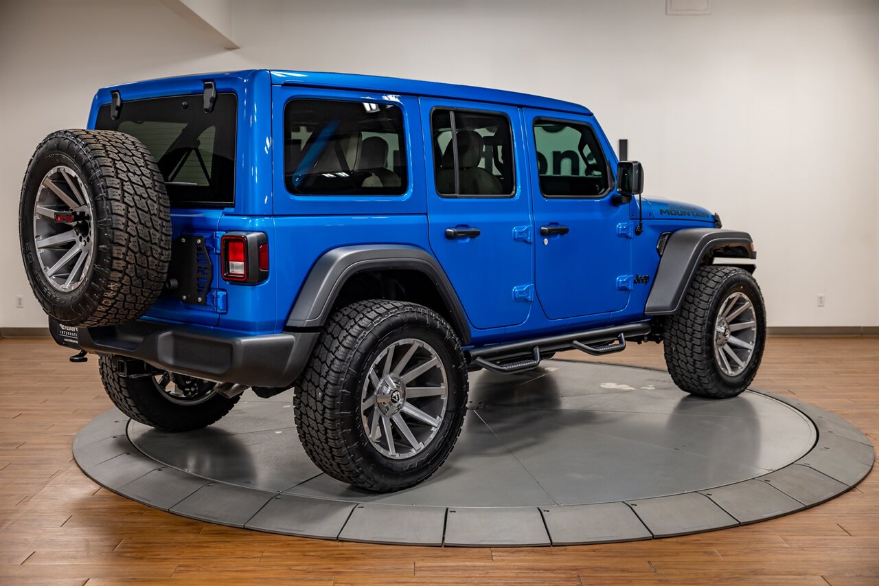 2023 Jeep Wrangler Unlimited Sport S   - Photo 7 - Springfield, MO 65802