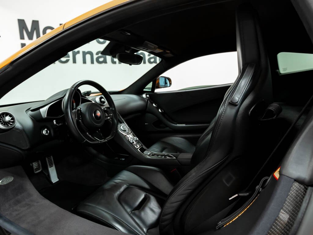 2012 McLaren MP4-12C   - Photo 11 - Springfield, MO 65802