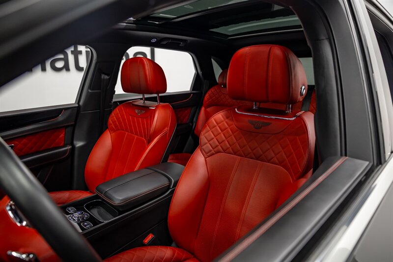 2018 Bentley Bentayga Signature Edition  