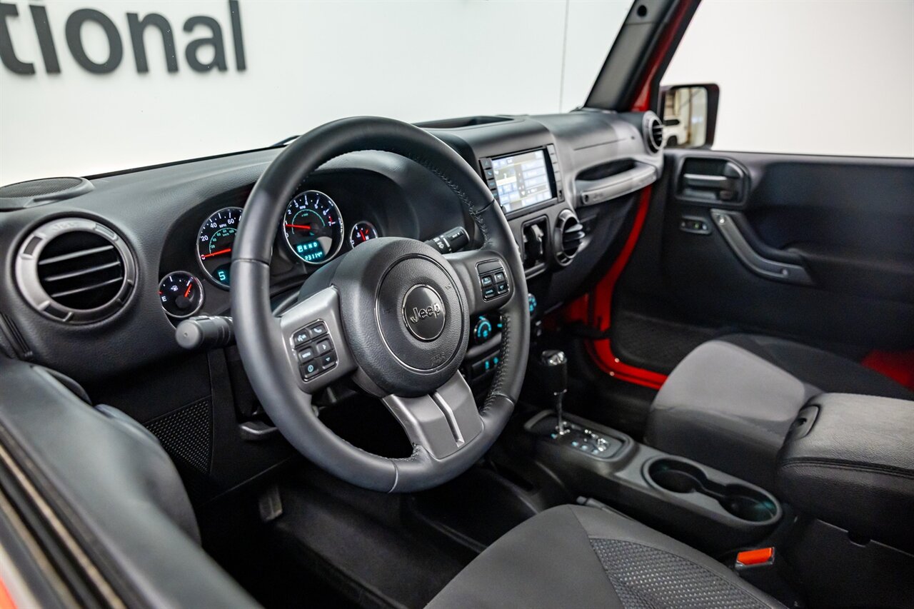 2017 Jeep Wrangler Unlimited Big Bear   - Photo 39 - Springfield, MO 65802