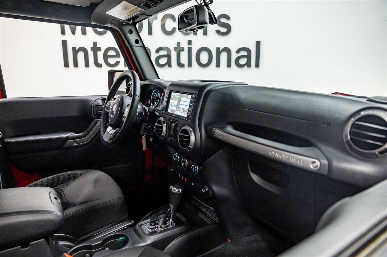 2017 Jeep Wrangler Unlimited Big Bear   - Photo 55 - Springfield, MO 65802