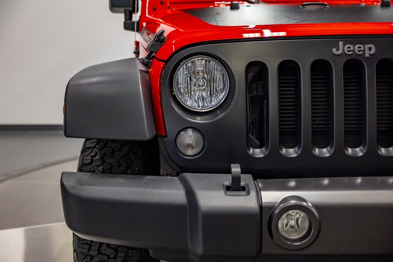 2017 Jeep Wrangler Unlimited Big Bear   - Photo 11 - Springfield, MO 65802