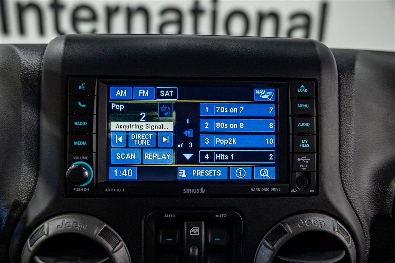 2017 Jeep Wrangler Unlimited Big Bear   - Photo 34 - Springfield, MO 65802
