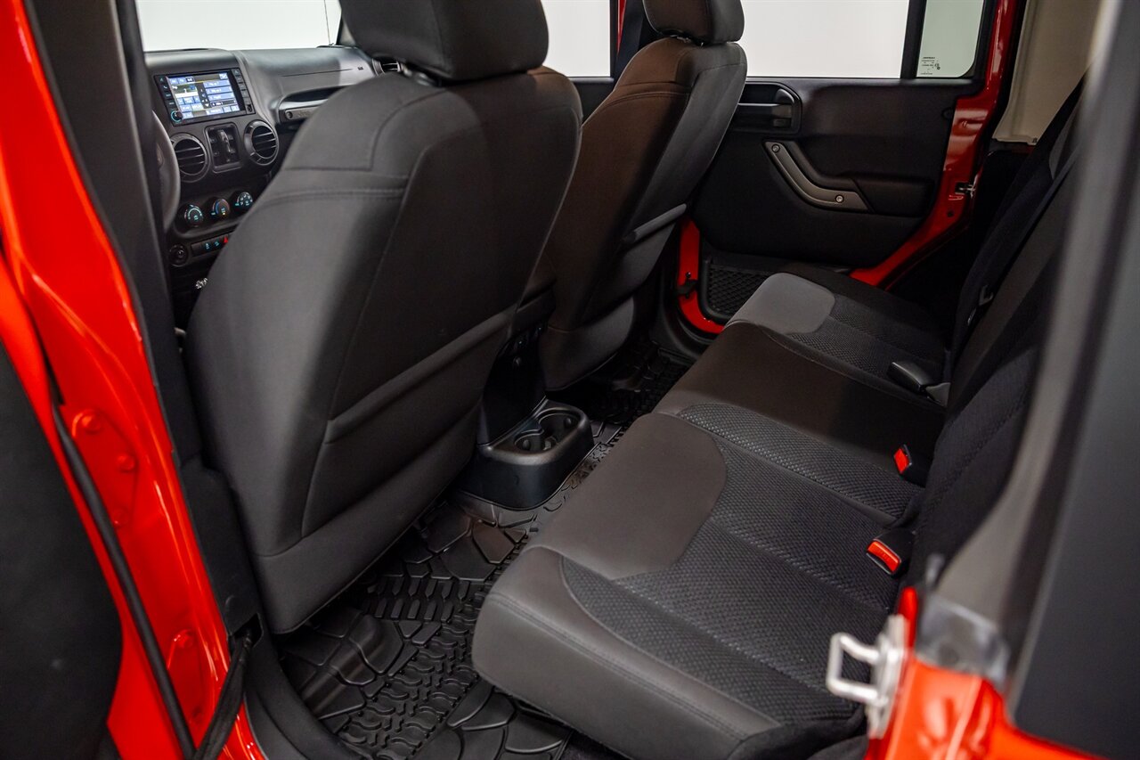 2017 Jeep Wrangler Unlimited Big Bear   - Photo 44 - Springfield, MO 65802