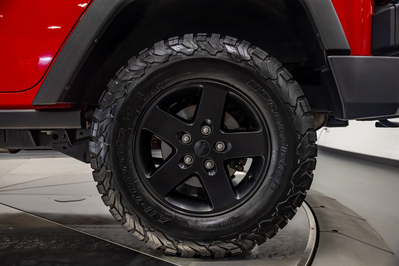 2017 Jeep Wrangler Unlimited Big Bear   - Photo 23 - Springfield, MO 65802