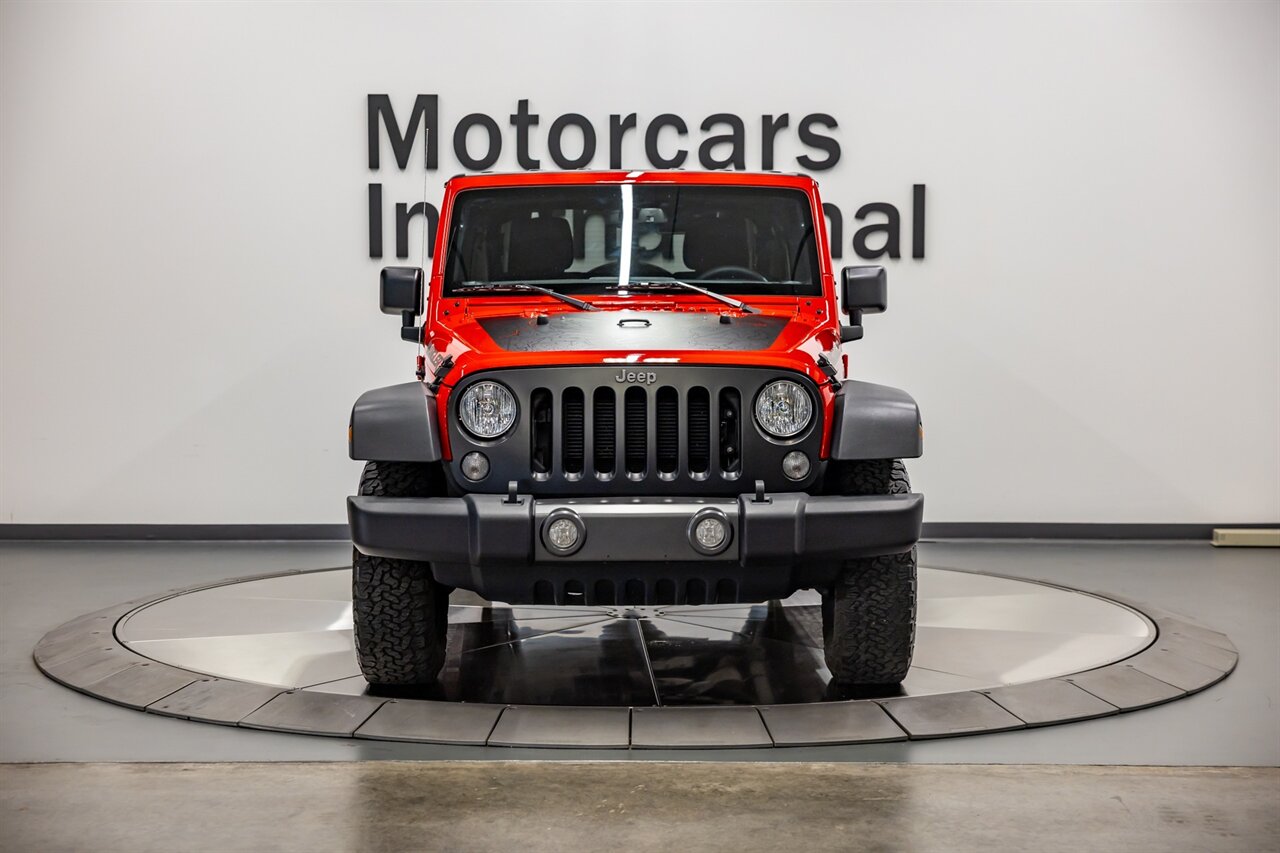 2017 Jeep Wrangler Unlimited Big Bear   - Photo 9 - Springfield, MO 65802