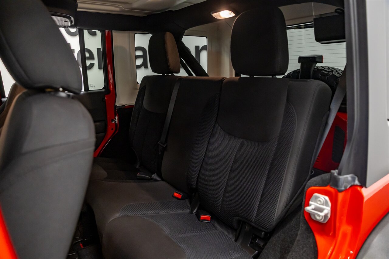 2017 Jeep Wrangler Unlimited Big Bear   - Photo 50 - Springfield, MO 65802