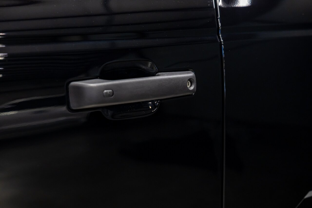 2023 Ford Bronco Raptor - Photo 23 - Springfield, MO 65802