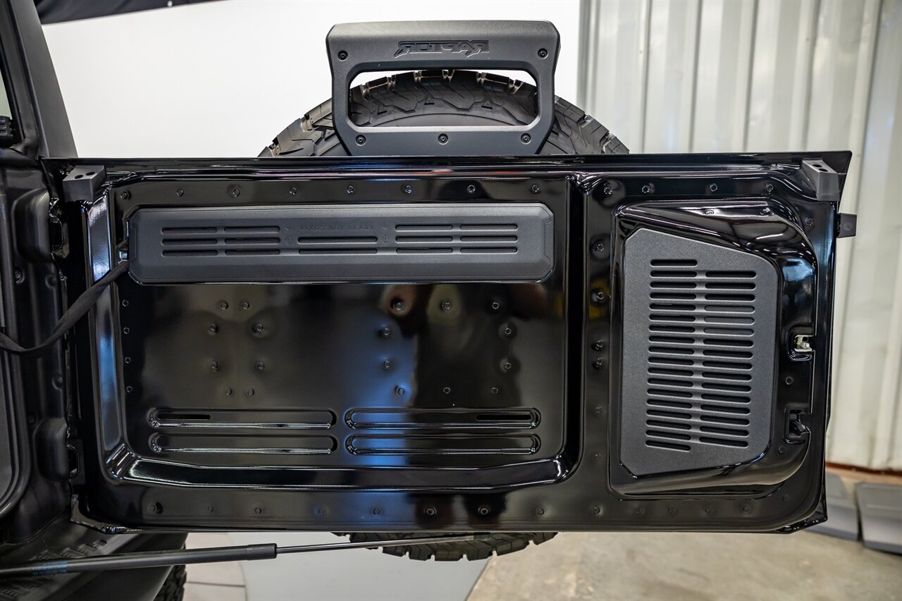 2023 Ford Bronco Raptor - Photo 32 - Springfield, MO 65802