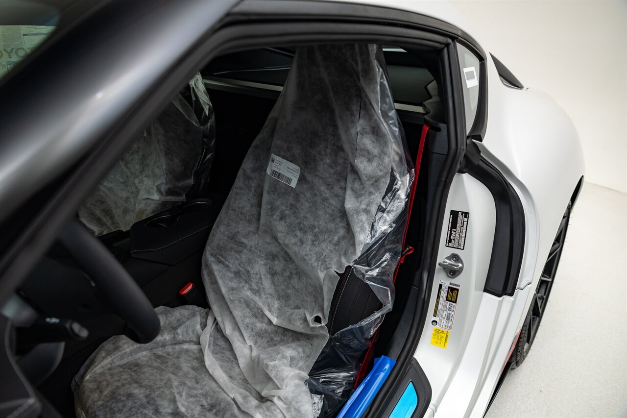 2026 Toyota GR Supra MkV Final Edition   - Photo 2 - Springfield, MO 65802