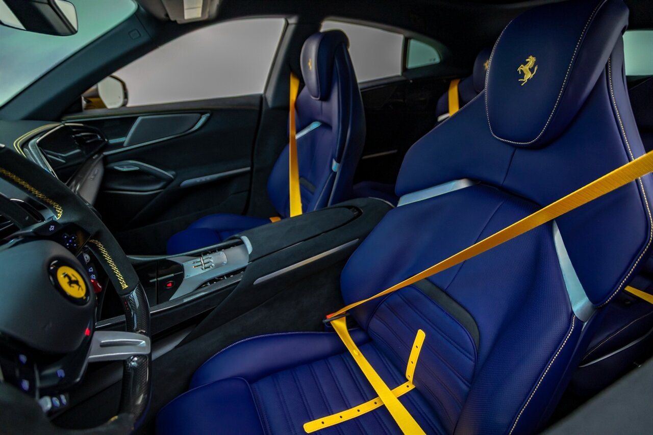 2024 Ferrari Purosangue   - Photo 2 - Springfield, MO 65802