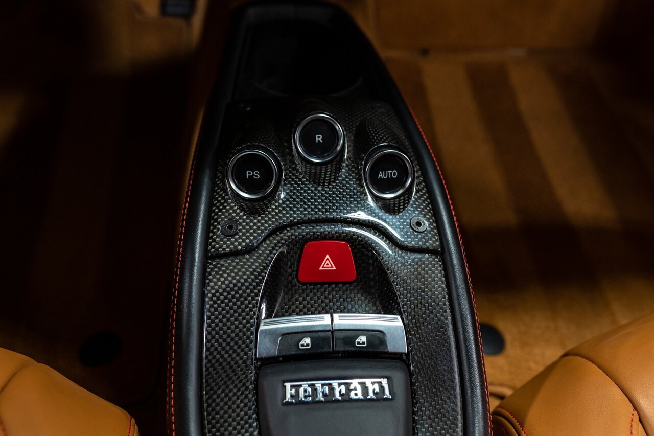 2012 Ferrari 458 Italia   - Photo 37 - Springfield, MO 65802