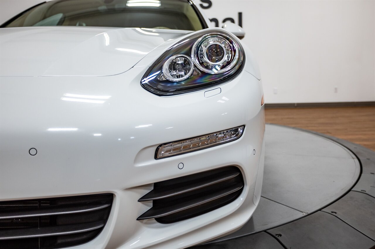 2016 Porsche Panamera Edition   - Photo 10 - Springfield, MO 65802