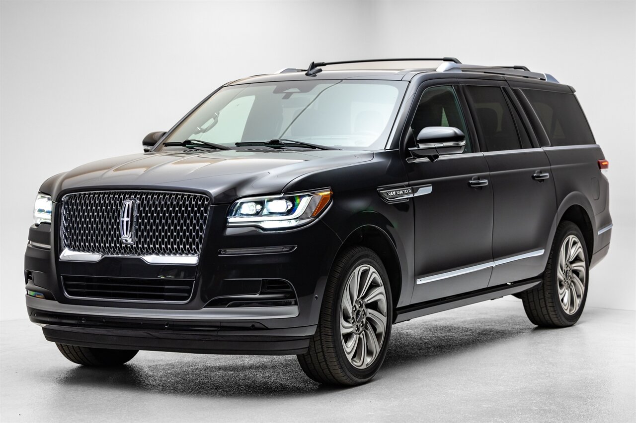 2023 Lincoln Navigator L Reserve - Photo 1 - Springfield, MO 65802