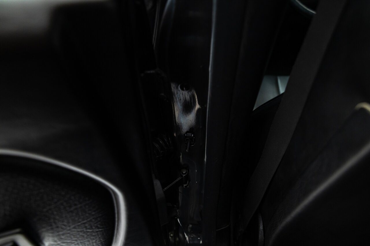 1987 Mercedes-Benz 190 E 2.3-16   - Photo 72 - Springfield, MO 65802