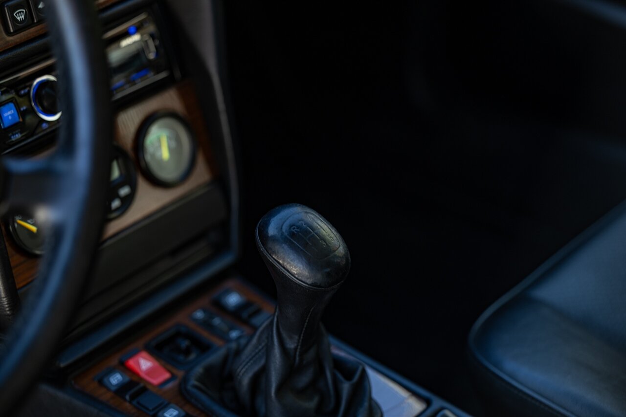 1987 Mercedes-Benz 190 E 2.3-16   - Photo 147 - Springfield, MO 65802