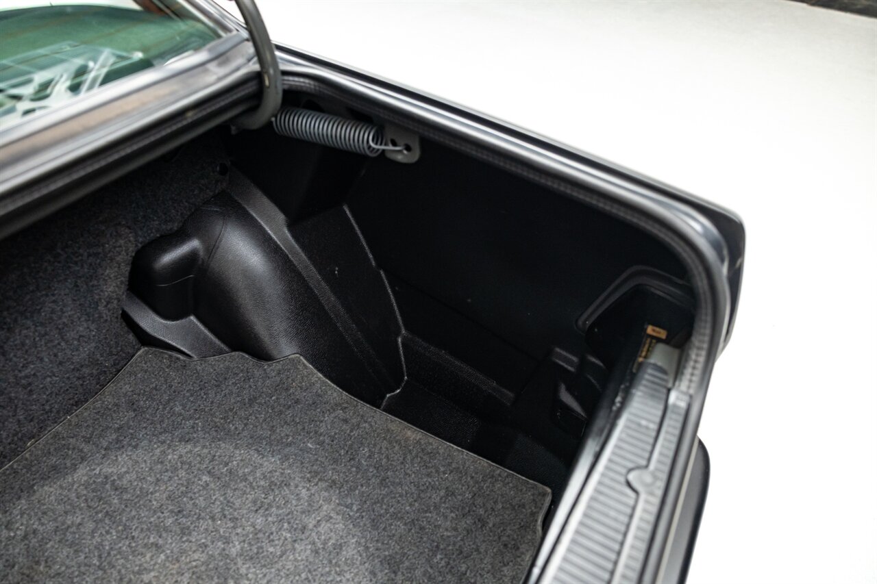 1987 Mercedes-Benz 190 E 2.3-16   - Photo 128 - Springfield, MO 65802