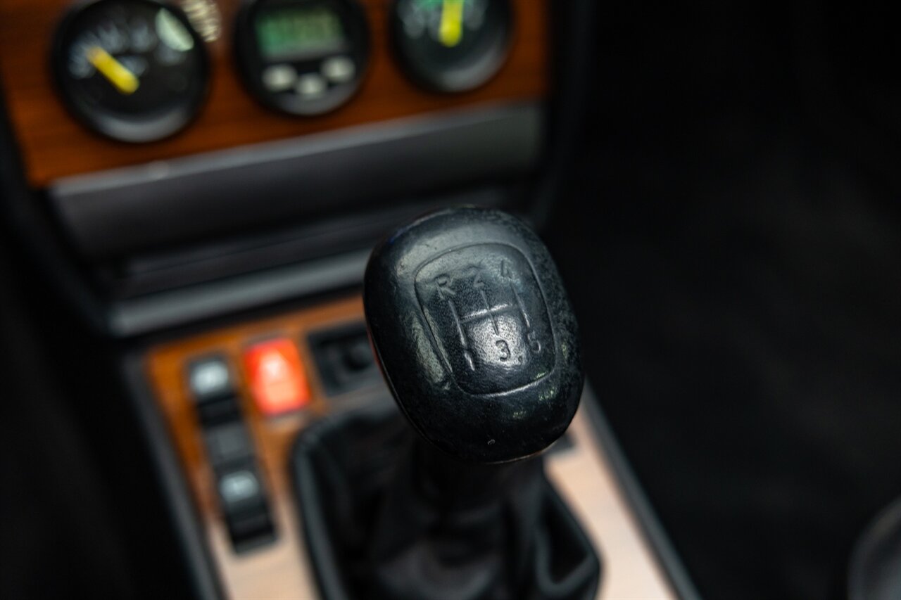 1987 Mercedes-Benz 190 E 2.3-16   - Photo 163 - Springfield, MO 65802