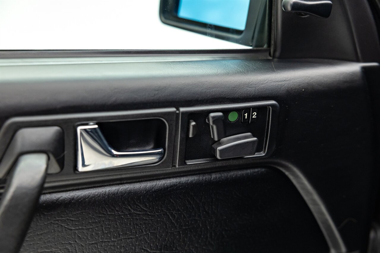 1987 Mercedes-Benz 190 E 2.3-16   - Photo 86 - Springfield, MO 65802